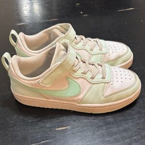 Nike Sun Club Kidd Sneaker